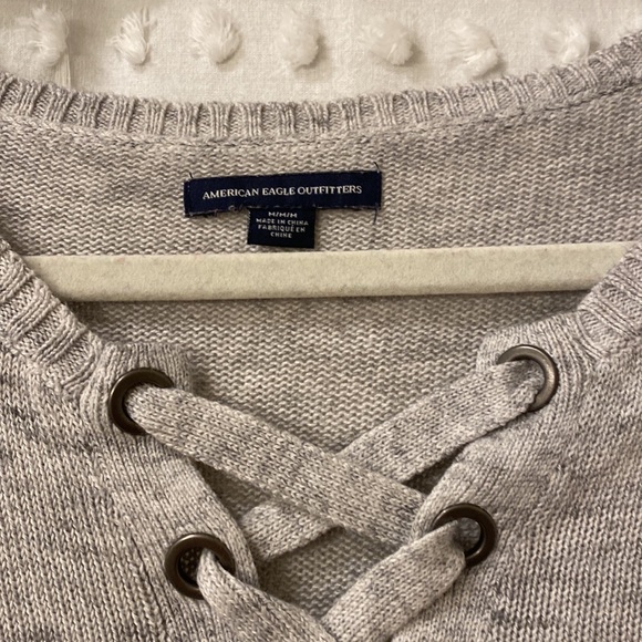 American Eagle Blue and Grey Ombré Knit Sweater - Picture 2 of 3